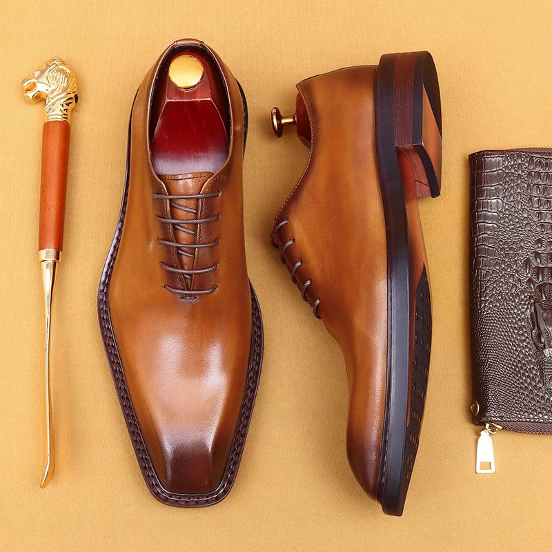 [Pendant l'événement] Chaussures en cuir marron Chaussures pour hommes Chaussures en cuir véritable Chaussures de mariage britanniques haut de gamme pour hommes