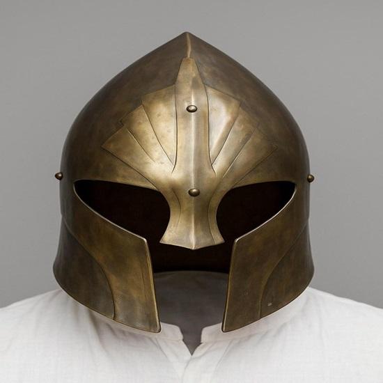 

Illumine Brass Fantasy Helmet – Elven Warrior LARP Armor Medieval Cosplay Headgear - Best Gift For Him - Halloween Gift