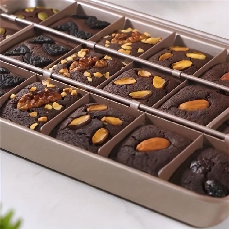 Long permanent 18 Cell Rectangular Cake Tray Carbon Steel Detachable Sections Ideal For Preparing Individual Treats
