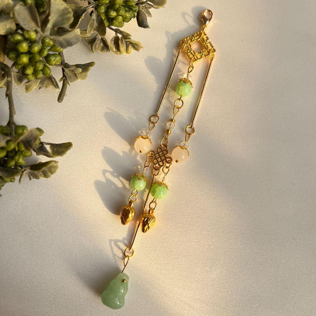 Fresh Green Hanfu Tassel Pendant - Chinese Style High-End Accessory