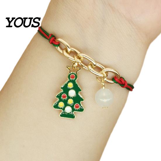 Wrist Accessories Christmas Bracelets, Red Green String Bracelet, Adjustable Charm Bracelet Luminous Wristbands with Glow in The Dark Bead for