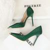 Spitze, spitz zulaufende, flache, ausgehöhlte High Heels für Damen, dünne Absätze, dekorative Metallsilberschuhe