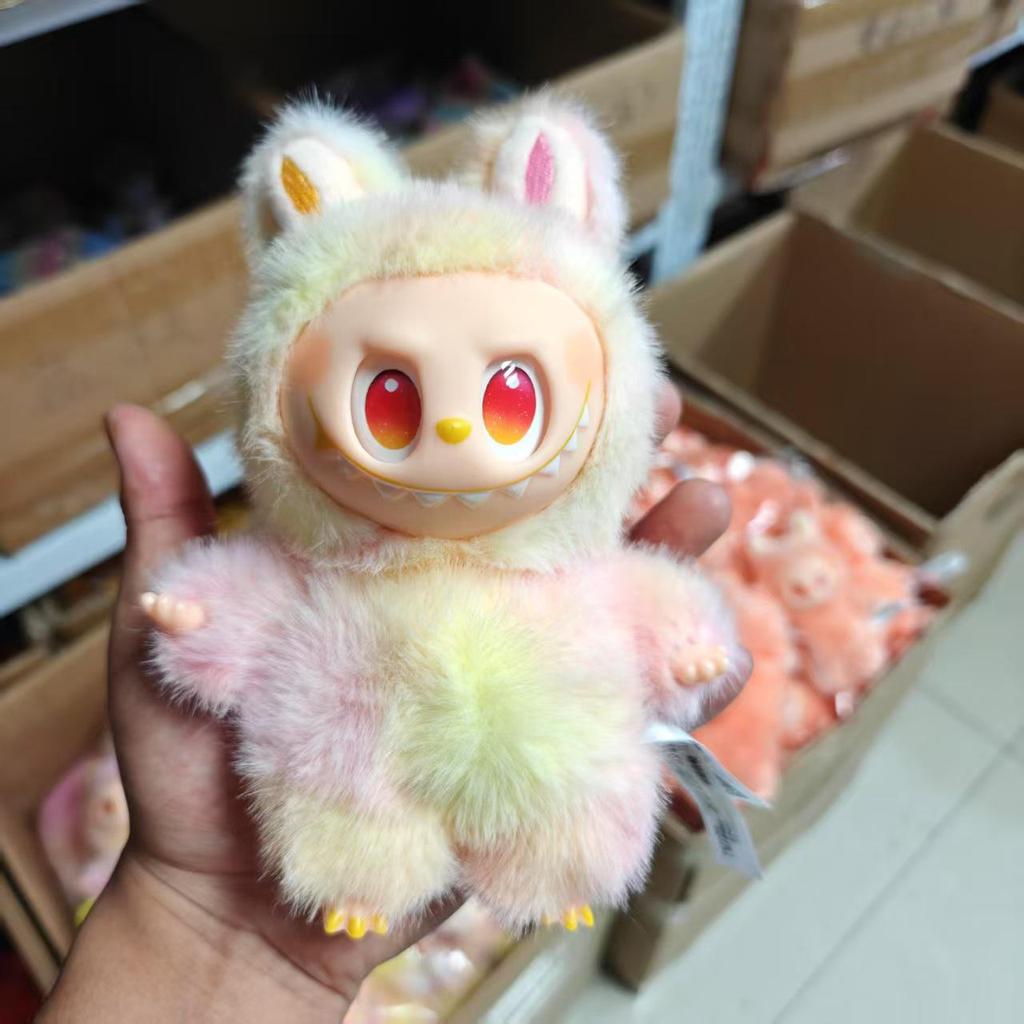 Labubu Doll Clothes: Christmas Shawl & Cape for First, Second, and Third Generation Labubu Dolls and Figures