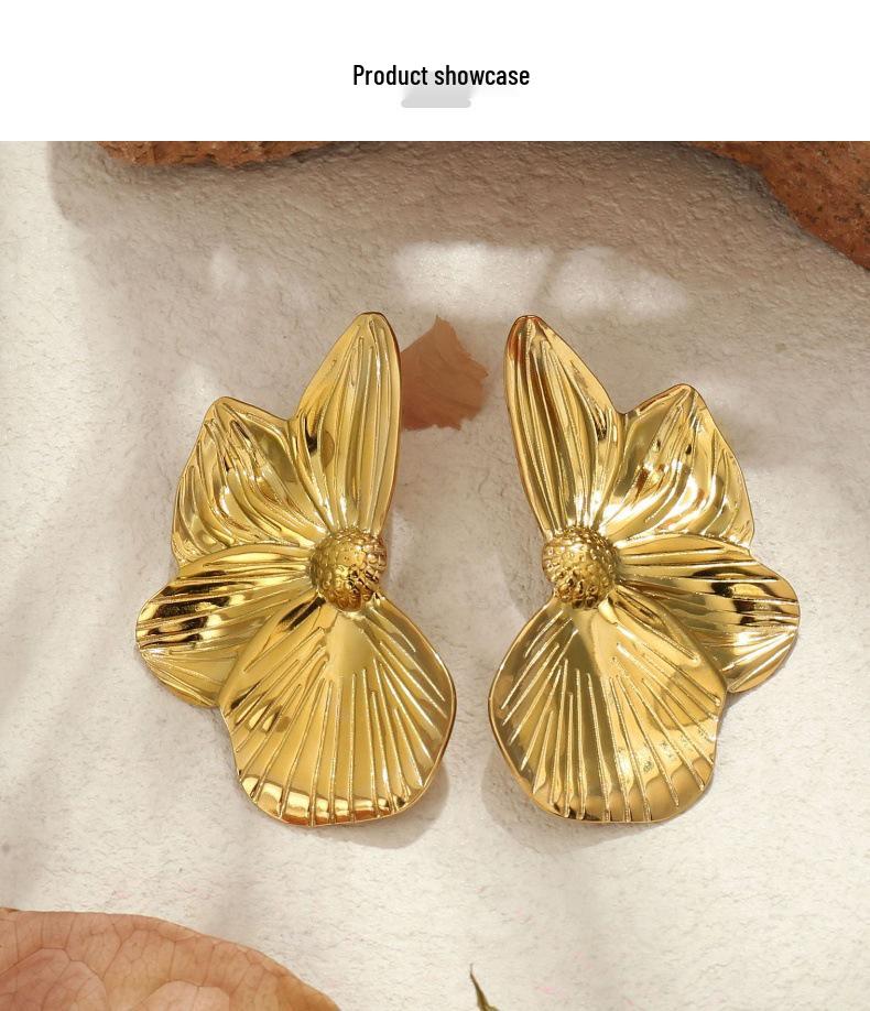18K Gold Petal-Shaped Stud Earrings: High-End European & American Style for Women