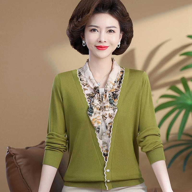 Mom's 2026 Stylish Spring T-Shirt: Faux Two-Piece Autumn Blouse for Middle-Aged Women