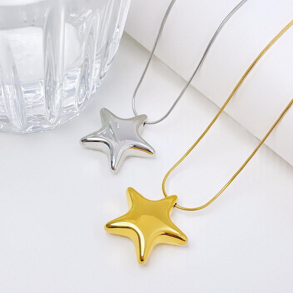 Fashion Design Big Star Necklace Female Personality Simple Temperament Titanium Steel Collarbone Chain Does Not Fade Versatile