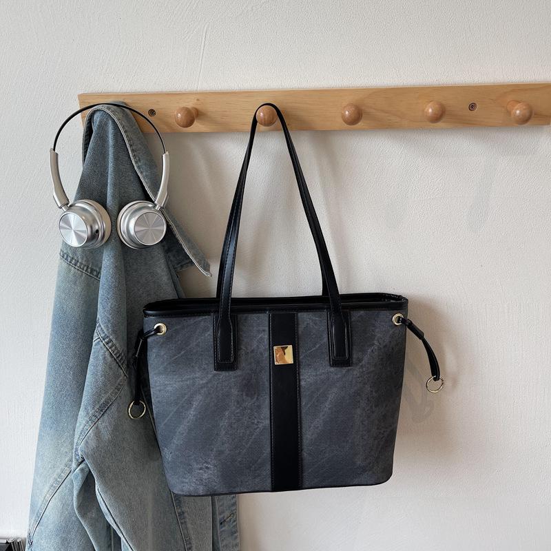 Maillard сумка большой вместимости женская весна-лето универсальная 2025 новая ретро на плечо простая текстура сумка-тоут для通勤