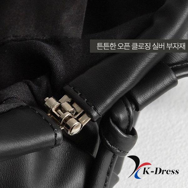 Kabelka přes rameno s řasením a knedlíčky (2 barvy)