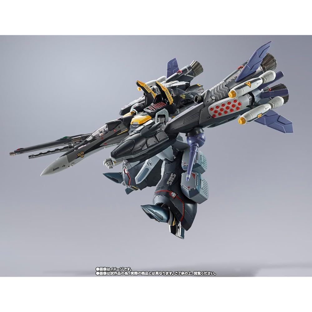 Bandai Spirits Macross F-25S Armored Messiah Valkyrie Ozma Lee Revival Ver DX Chogokin Figure