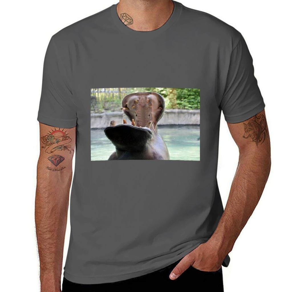 Hippo At The Toledo Zoo Tshirt Lightweight Basic Short Sleeve Shirt