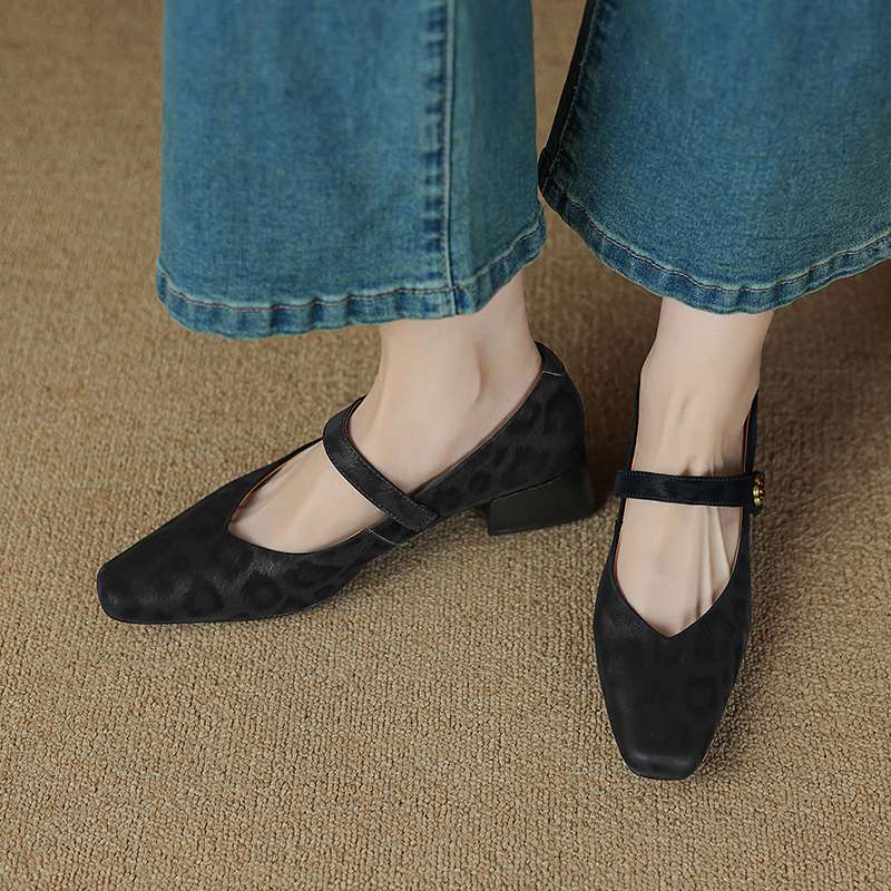 Krazing Pot Sheep Skin Summer Spring Autumn Med Heels Buckle Straps Women Leopard Patterns Square Toe Shallow Pumps