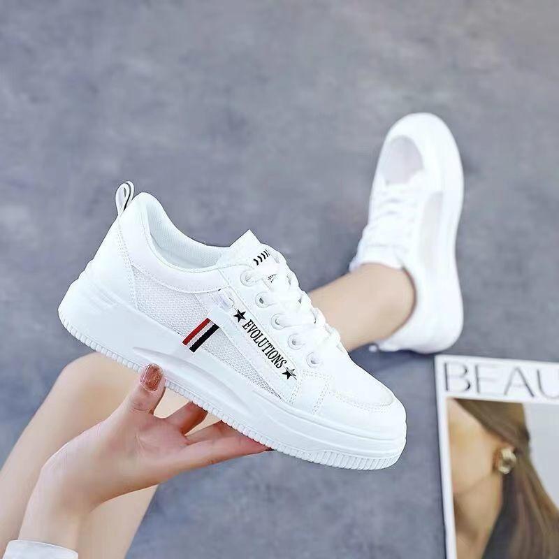 2025Fashion Women White Skateboard Shoes Summer Casual Sport Running Shoes Outdoor Breathable Lace-up Metal Decoration Flat Shoe