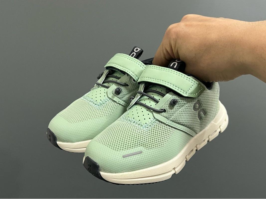 Putian Velcro Mesh Breathable Running Shoes for Boys & Girls 26