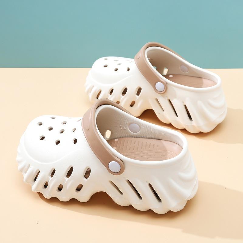 Couple Hole Shoes Men's and Women's Garden Shoes Bag Head Drag EVA Beach Shoes Breathable Sandals Two Wear Cool Slippers Non-slip