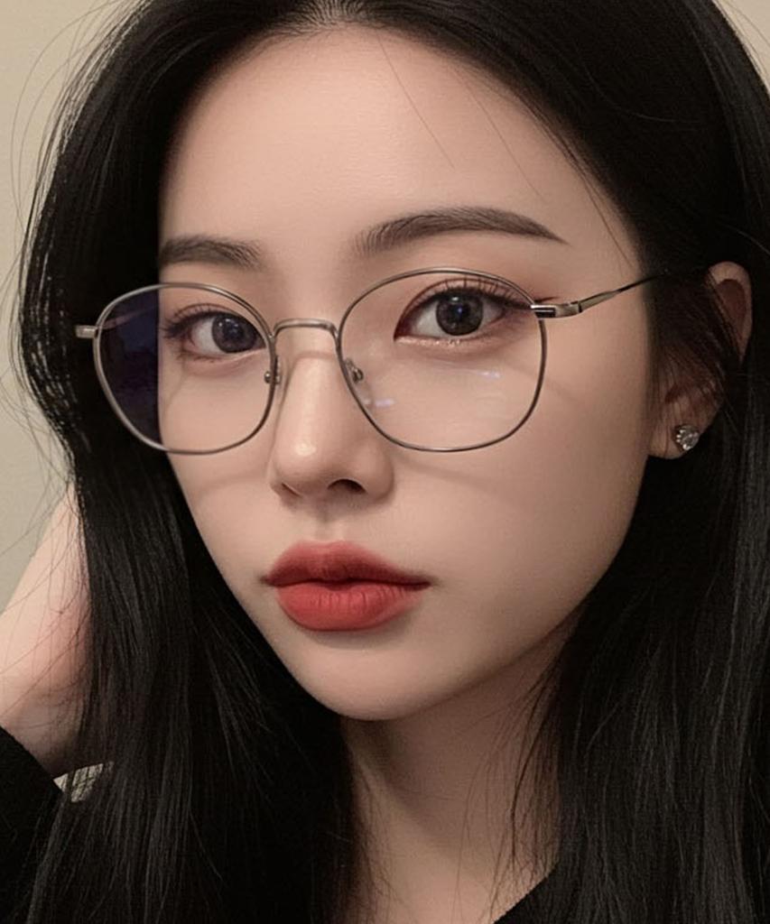 Geullaseuuseu Beta Titanium Eyeglass Frame H1322