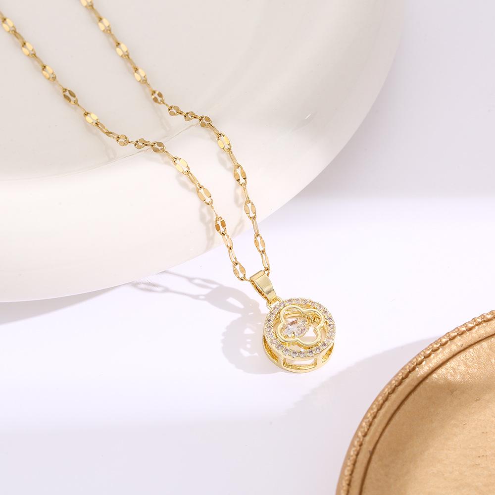 Hochwertige Damen Halskette aus Titanstahl mit vierblättrigem Kleeblatt - Nicht verblassend, vielseitige Schlüsselbeinkette