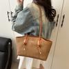 Korean version of casual shoulder bag women's 2025 new retro high-end tote bag trendy commuter large-capacity handbag