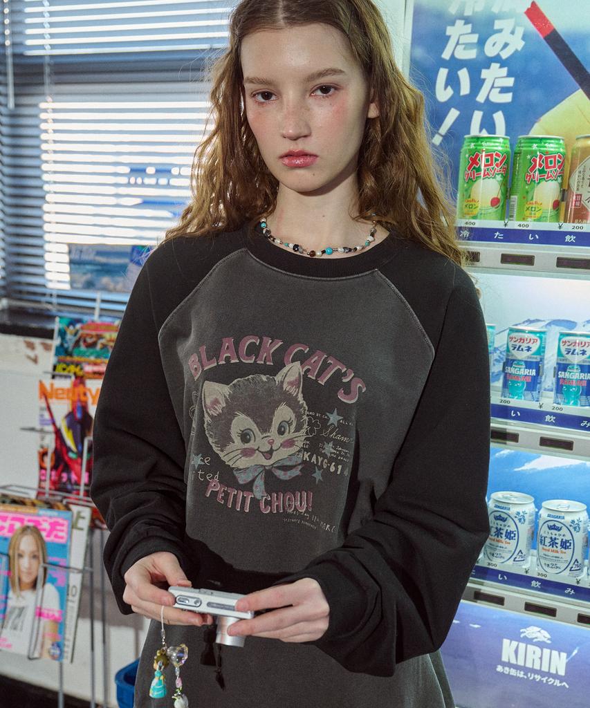 CPGN STUDIO Black Cat Raglan Pigment Sweatshirt Smoke Black
