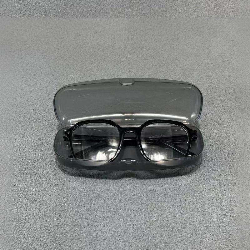 Plastic Glasses Protective Case Universal Size Portable Hard Eyeglasses Box Fit Most Sunglasses Reading Glasses for Commute Hiking