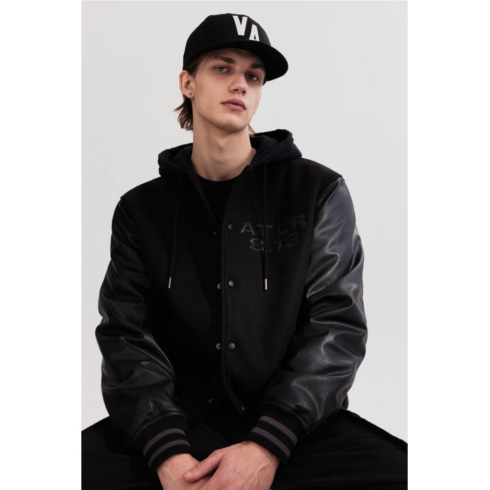 

Куртка-бомбер с капюшоном HM, черная