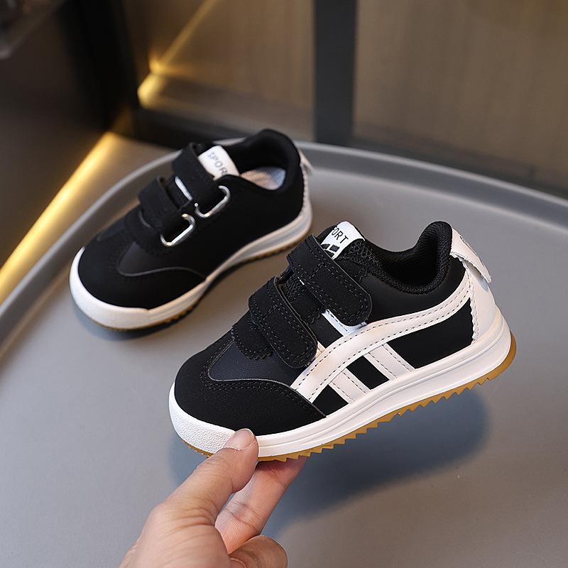 Spring and Autumn Style Boys and Girls Velcro Lightweight and Comfortable Soft Sole Sports Casual Shoes