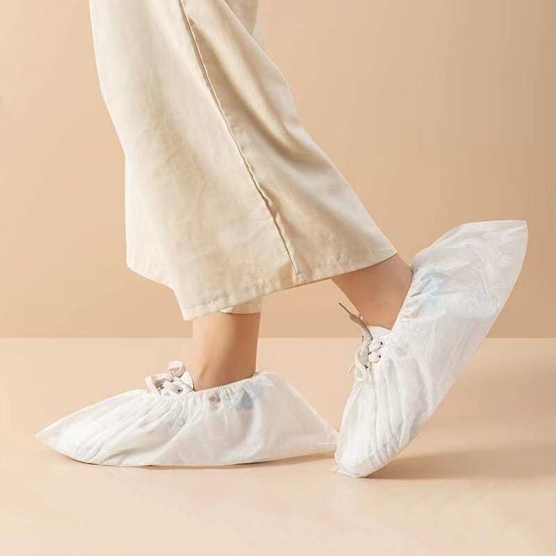 100Pcs Disposable Shoe Covers Boot Non-Slip Large Foot Booties for Indoors Contractors Floor Carpet Shoe Coverings Protectors