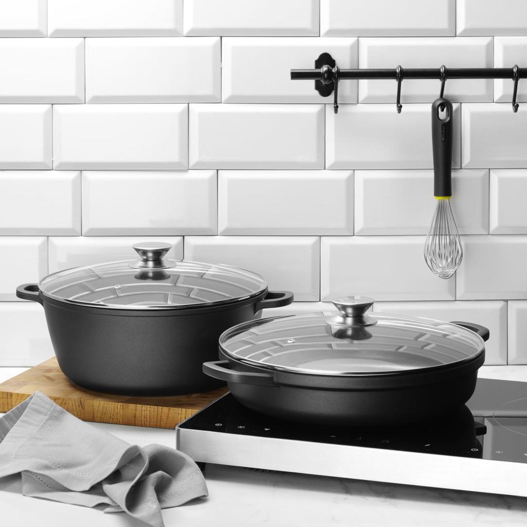 Pot with lid with non-stick coating 7 l 367x290x122 mm