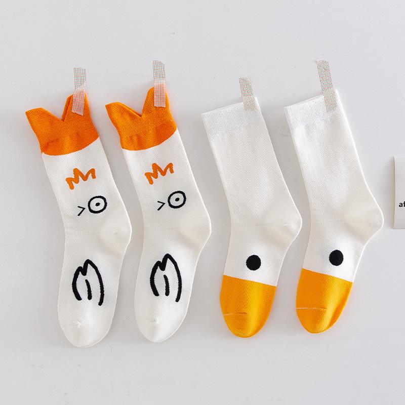 Women's Cartoon Cute Duck Cotton Mid-Calf Sweat-Absorbent Boneless Socks - Fashionable Over-the-Knee Trend.
