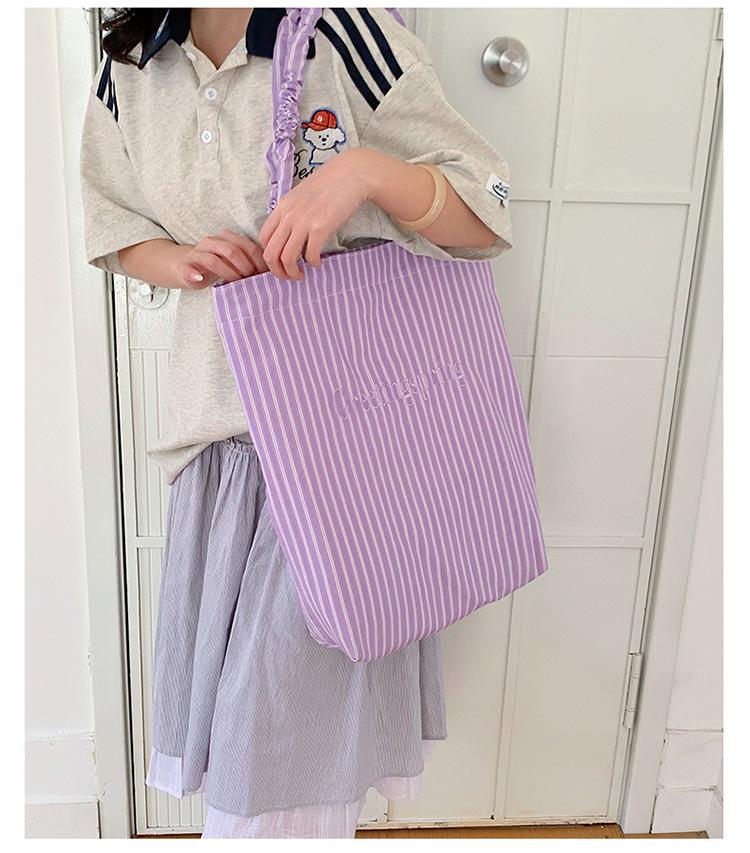 Korean-Style Retro Striped Tote Bag – Large Capacity Shoulder Bag