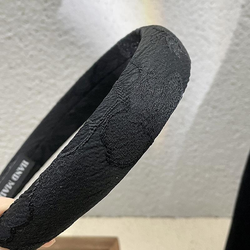 French Elegance Black Series Pearl Headband with Teeth - Autumn/Winter Collection