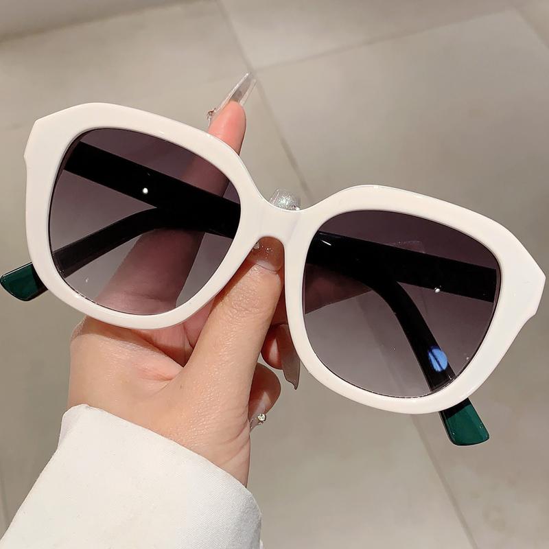 Fashion White Decoration Sunglasses Chic Square Design Women Sun Shades Oversize Sun Glasses for Travelling Driving