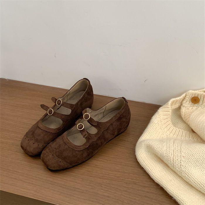 2025 New Korean Version Retro Suede Square Head Double Buckle with Flat Sole Single Shoes, Evening Style Versatile Height Increase Mary Jane Shoes 