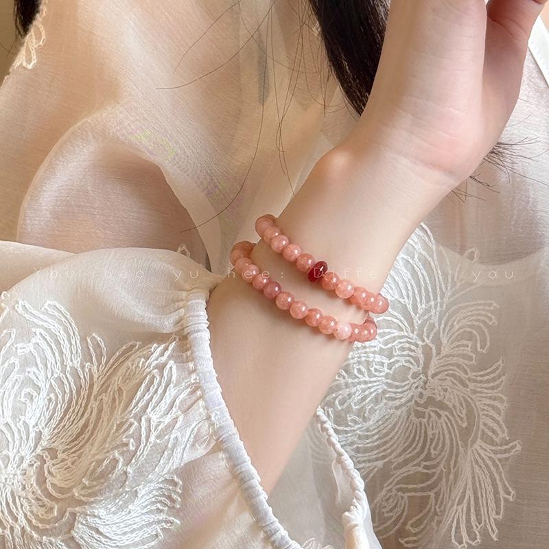 Exquisite Women's Pink Sunstone Bracelet: Gentle Luxury for Romantic Layering