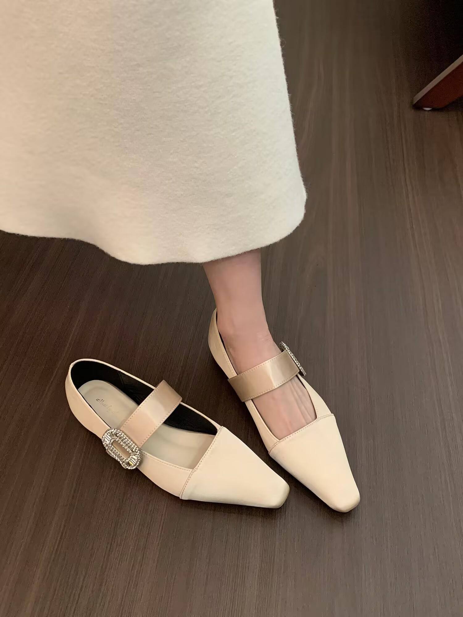 

2025 новые женские атласные балетки модная сверкающая стразами отделка элегантные балетки мягкие и удобные повседневные платья 37 абрикосовый