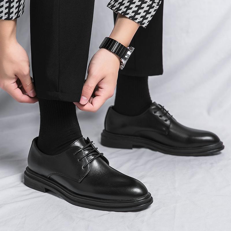 Fashion Classic Derby Shoes Brogues Leather Man Business Dress Office Leather Shoe For Men Fashion Patent Leather Party Wedding Shoes