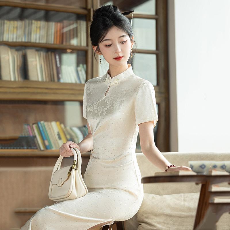 White national style new Chinese long improved cheongsam women's high-end engagement dress retro slim waist spring and summer