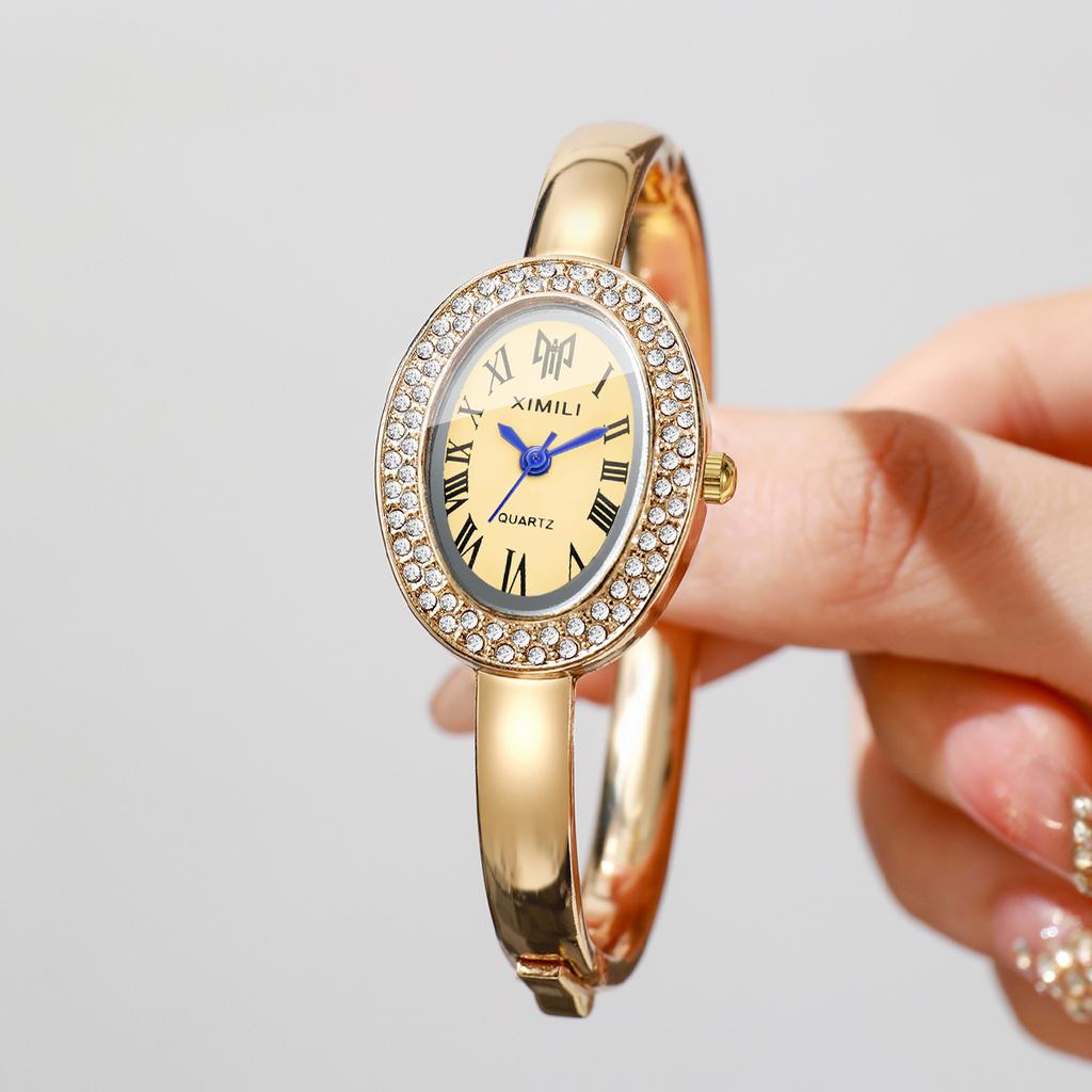 Fashion Oval Roma Dial Women Quartz Watch Elegant Rhinestone Bracelet Bangle Strap Ladies Wristwatch Reloj Mujer