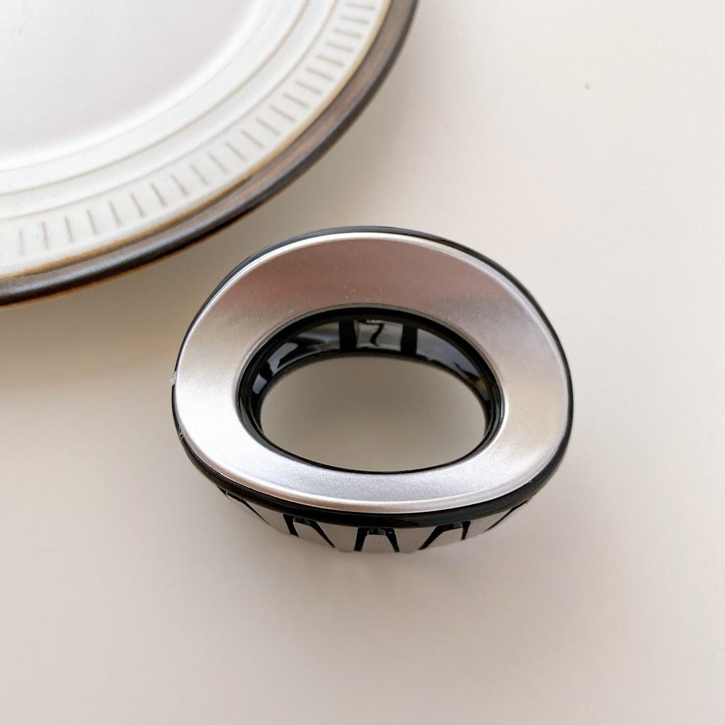 Elegante Große Kunststoff-Haarklammern in Verschiedenen Farben für Stilvolle Hochsteckfrisuren und Modische Frisuren