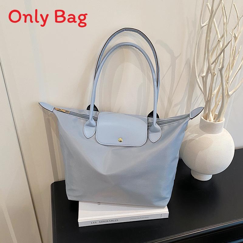 Nylon Oversized Travel Bag With Dual Shoulder Straps For Yoga And Gym