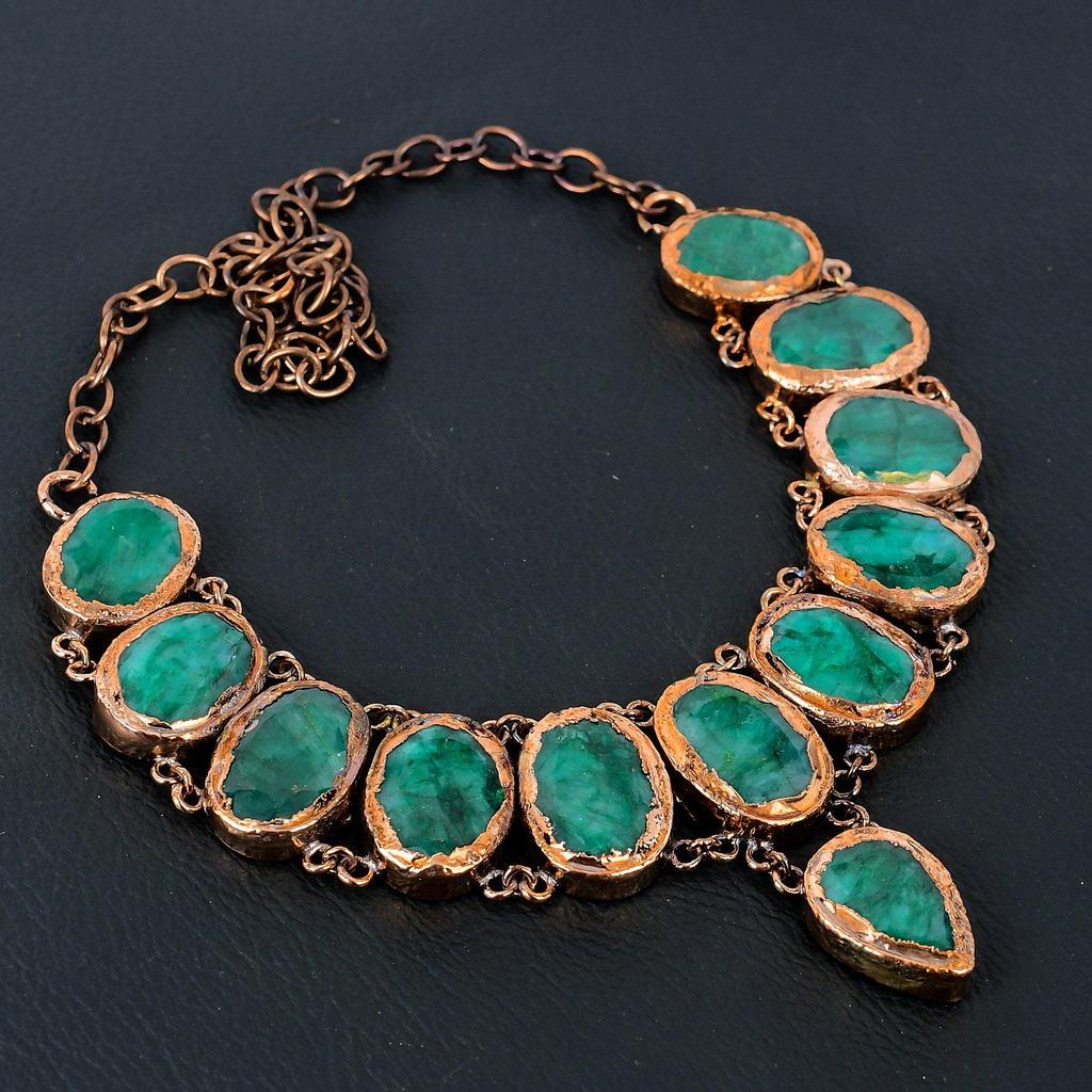 Collier en pierres précieuses émeraude Bijoux en pierres précieuses, collier électroformé en cuivre, collier en chaîne réglable fait main Cadeau pour bijoux d'anniversaire