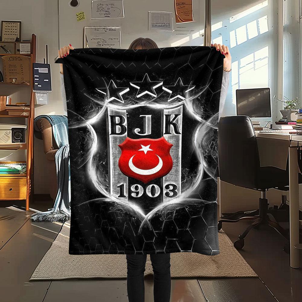 1PC Besiktas Gymnastics Club Patterned Flannel Blanket Suitable For All Seasons for Home Decor Warmth and Comfort Gifts Holiday Present