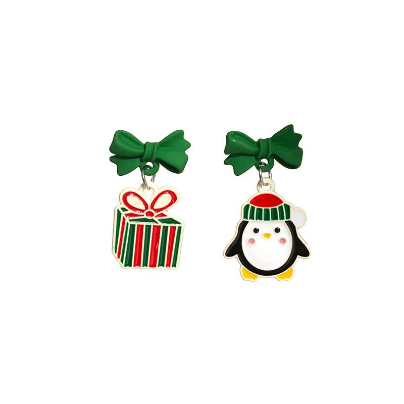 Autumn And Winter New Product Christmas Series Stud Earrings Holiday Festive Christmas Tree Snowman Earrings Women