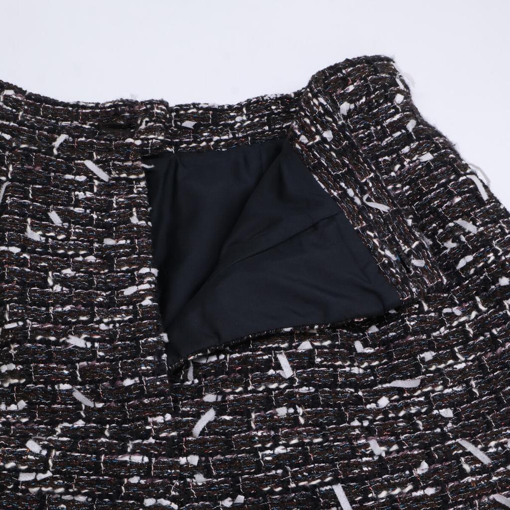 Chanel Excellent Condition, Genuine Japanese Domestic Product P77734V69419, Rhinestone COCO Button Tweed Wide-leg Shorts Bottoms 36 Dark brownUsed