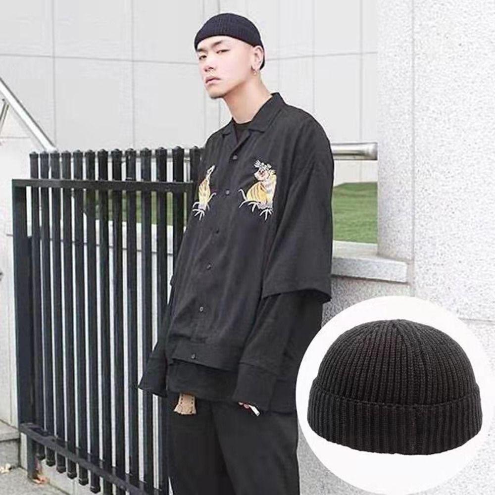 Kurze Skullcap Koreanischer Stil Melonenmütze Retro Strickmützen Herbst und Winter