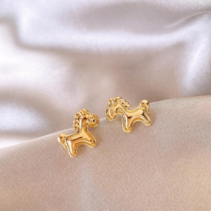 Horse Designs Studs Earrings In Sturdy Alloy Metal for Fashionable Women Jewelry Accessory