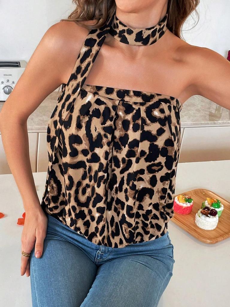 Women's Leopard Print Bandeau Top - Sexy, Slimming, Sleeveless, Backless, Short.