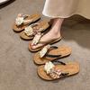 Popular cute flower flat flip-flop shoes for women's summer wear with skirts, light and versatile cool slippers