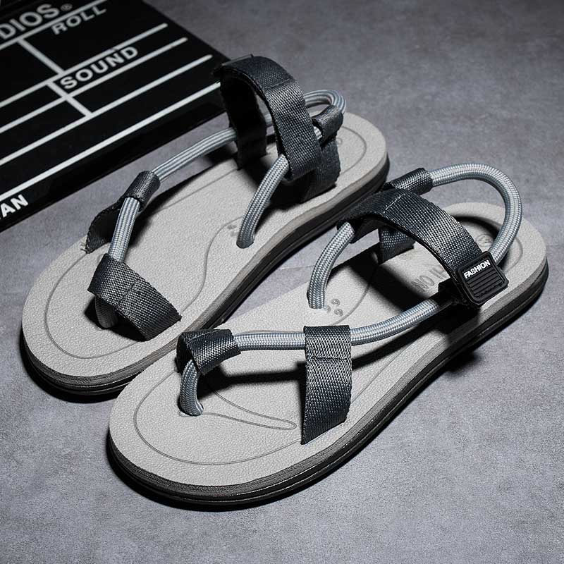 Fashion 2025 New Men's Sandals Summer Leisure Beach Flip Flops Outer Sandals Women Driving Slippers Roman Shoes Gladiator Sandals Lovers