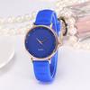 Studentské křemenné hodinky Kulatý ciferník Nastavitelný silikonový řemínek Candy Barva Bez zpoždění Kontrola času Vysoká přesnost Dámské denní náramkové hodinky Seznamka