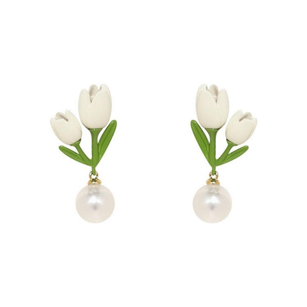 French Sweet Small Fresh Flower Earrings Niche Design Temperament Simple Mori Gardenia Pearl Stud Earrings